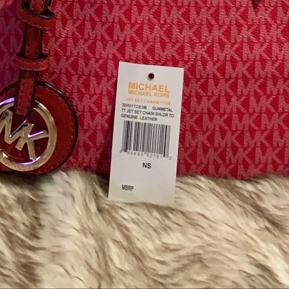 Purses - Picture 2 of 3